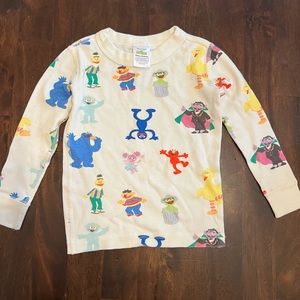 EUC Hanna Andersson Sesame Street pajama top size 90/3T